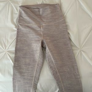 lululemon leggings size 4 great condition